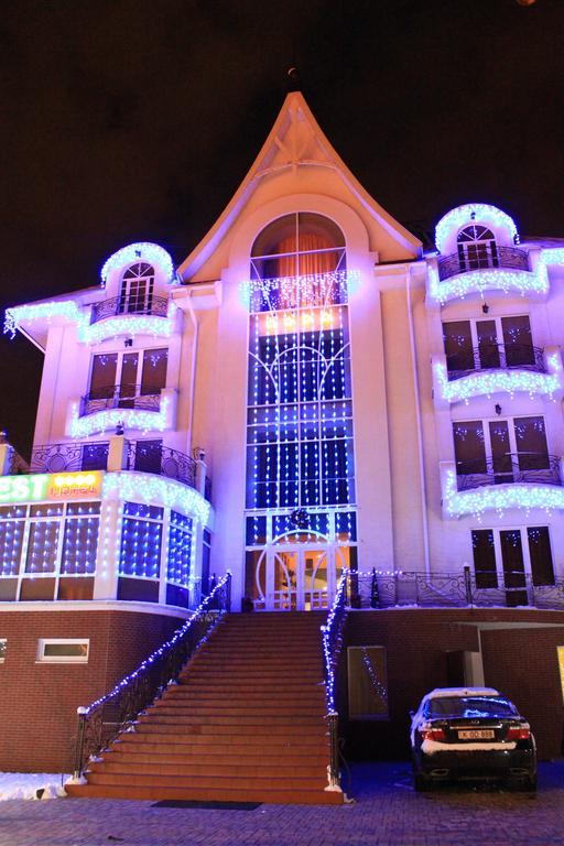 Budapest Hotel Chişinău Esterno foto